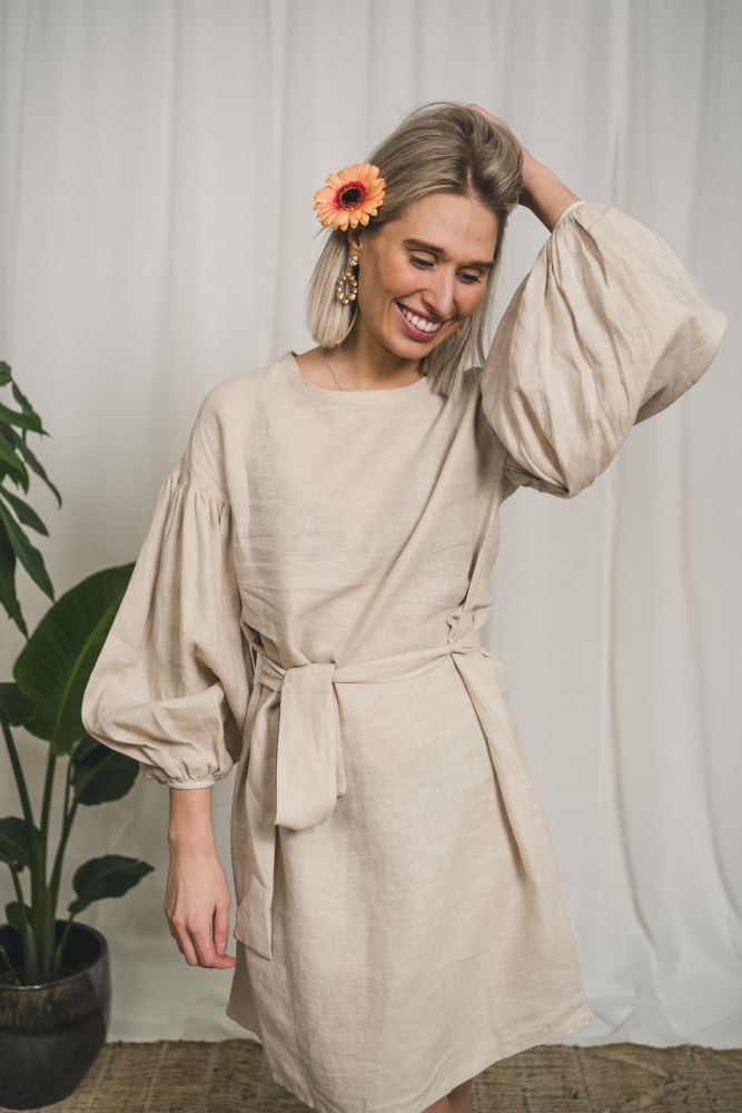 Kara Linen Dress Beige - Vakre Vene