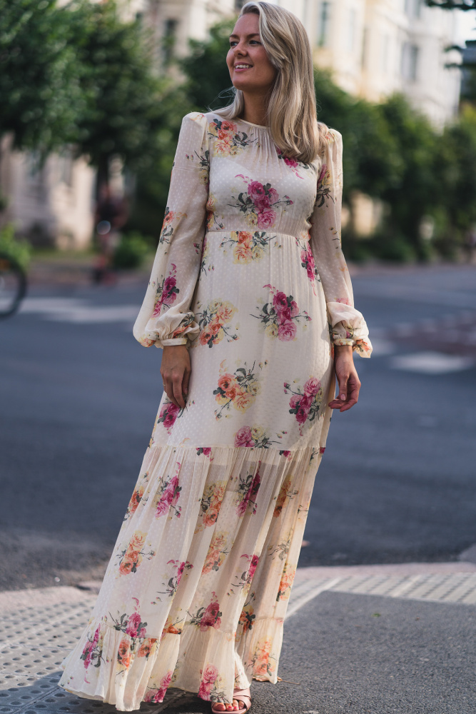 shoulder ribbon jacquard dress – BUNNY APARTMENT