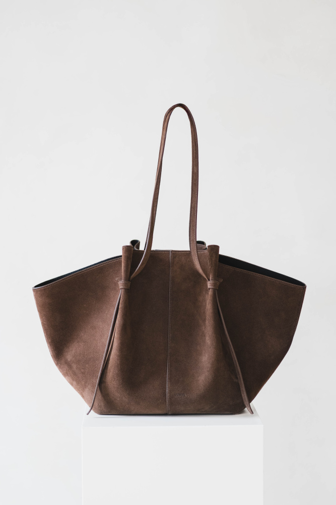 XL Mochi Suede Leather Chocolate - Vakre Vene