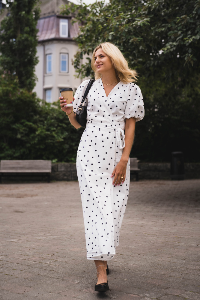 Clarine Linen Dot Dress White - Vakre Vene